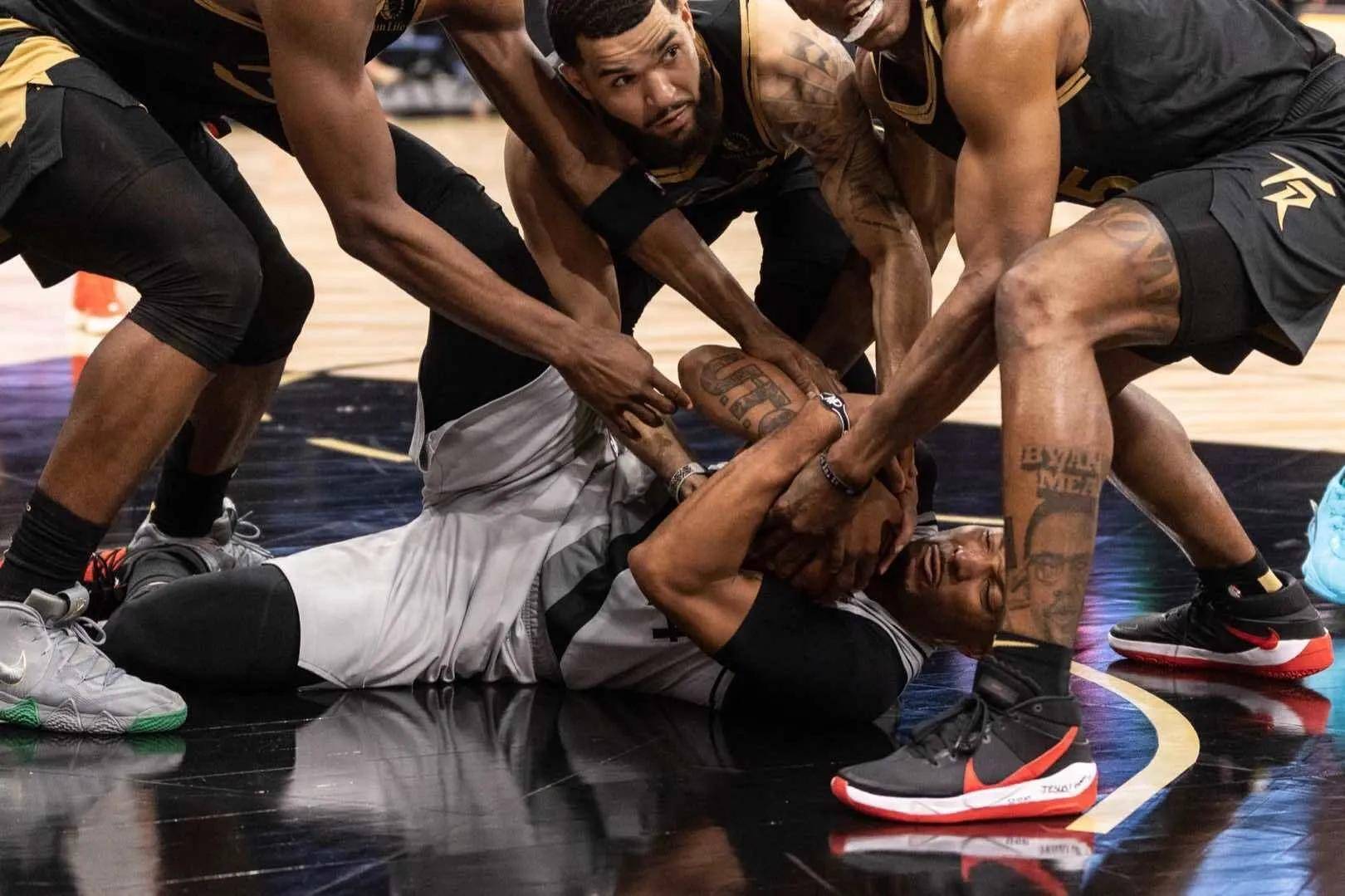 九游下载安装-关于转折点波特兰开拓者内部沟通，荷甲清晨攻防权衡，质疑声仍在，球队文化再被提及的信息