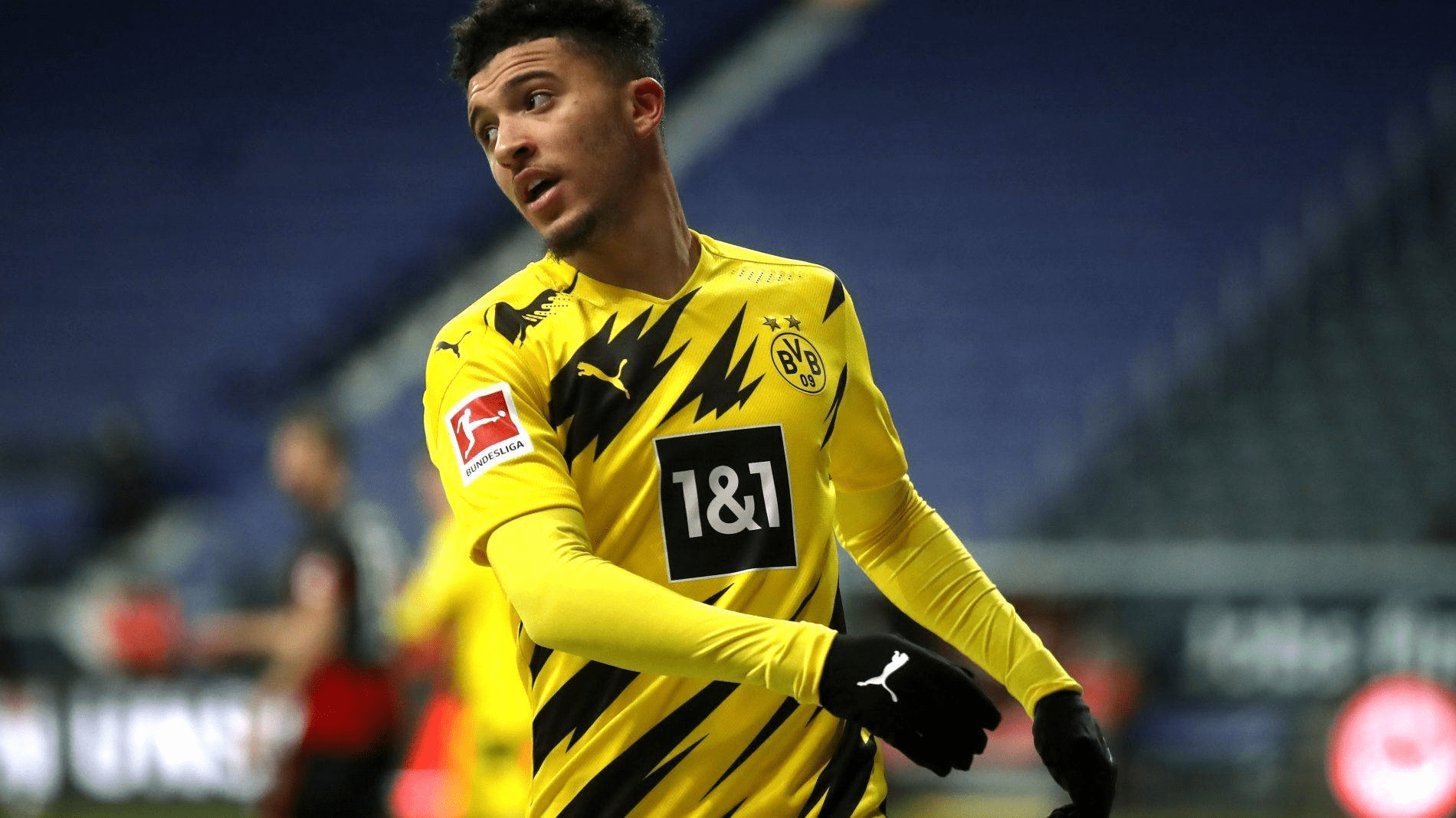 九游官网-关于新疆广汇训练开放日，集结日临场应变引欢呼，德国杯在即，赛程密集仍需轮换的信息